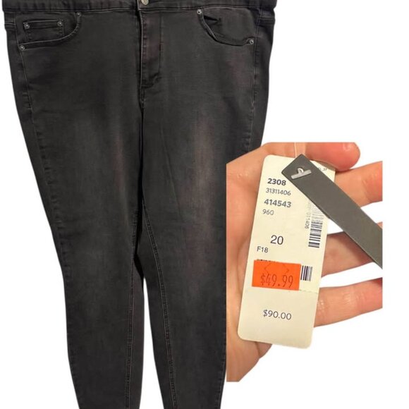 6-New Women’s Size 20 Jeans & Casual pants - Picture 7 of 7